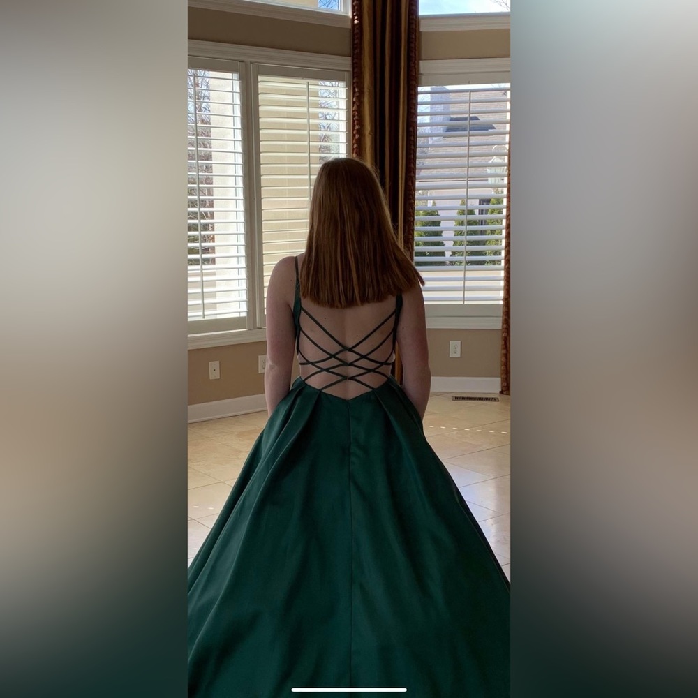 Sherri Hill Emerald Green Prom Dress